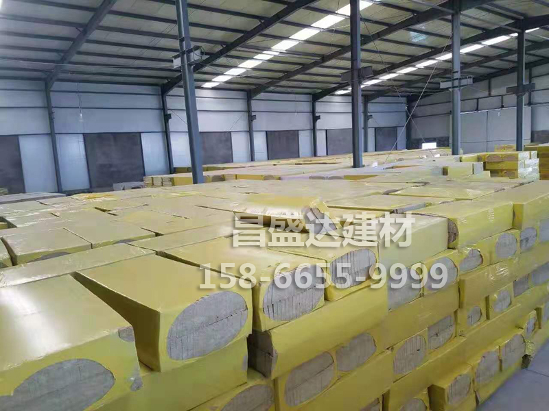 防火巖棉板隔離帶適用于薄抹灰系統(tǒng)
